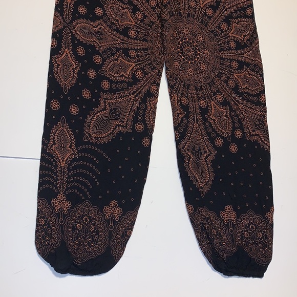Thai Black and Orange Rayon Pants - Women’s Size Small - Picture 4 of 5
